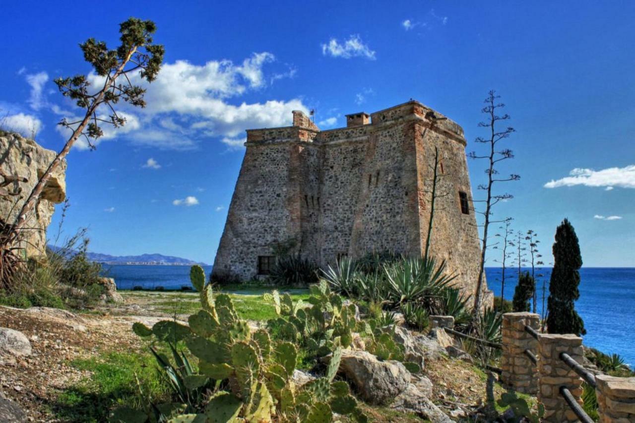 Tropical Andalusian Place Almuñécar Buitenkant foto