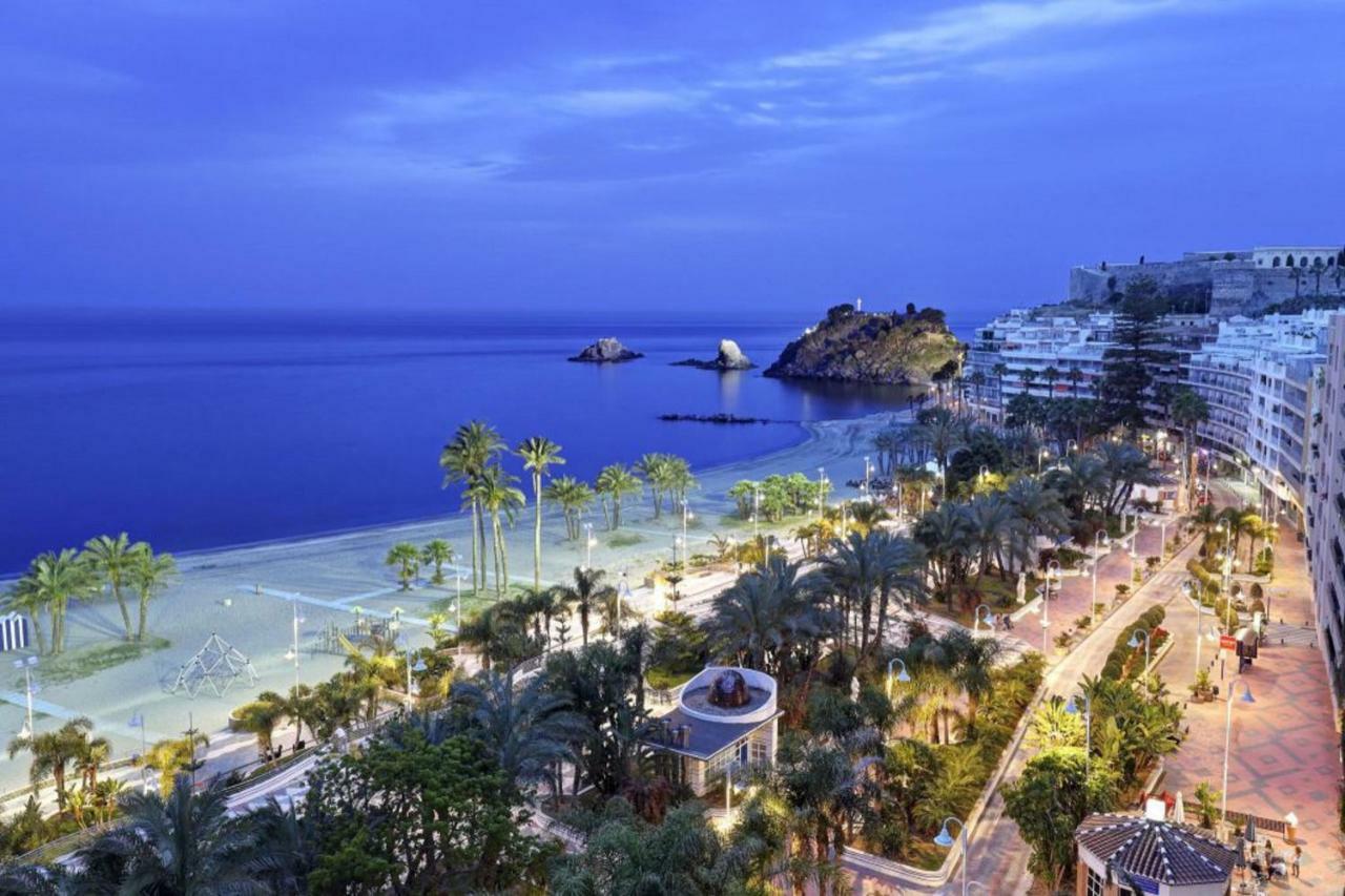 Tropical Andalusian Place Almuñécar Buitenkant foto